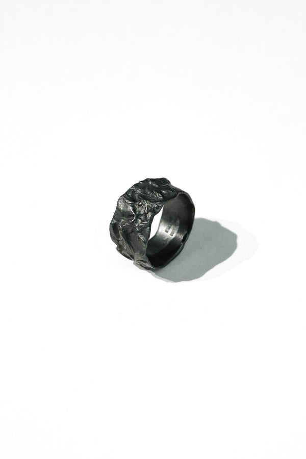 Black Leaf Ring (Small)