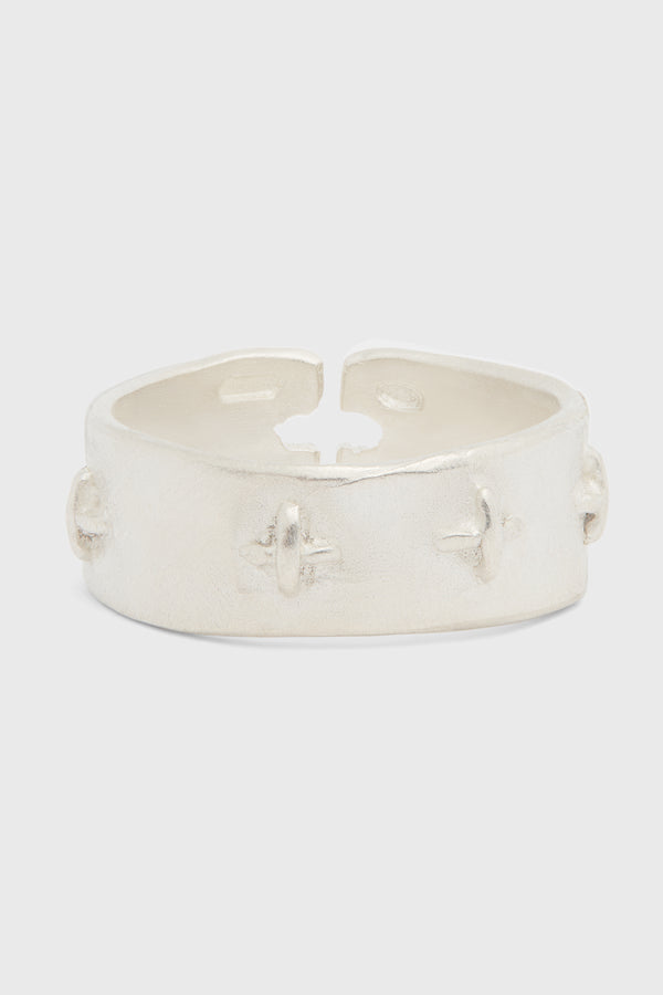 SILVER STITCHED MULTIPLE CROSS RING